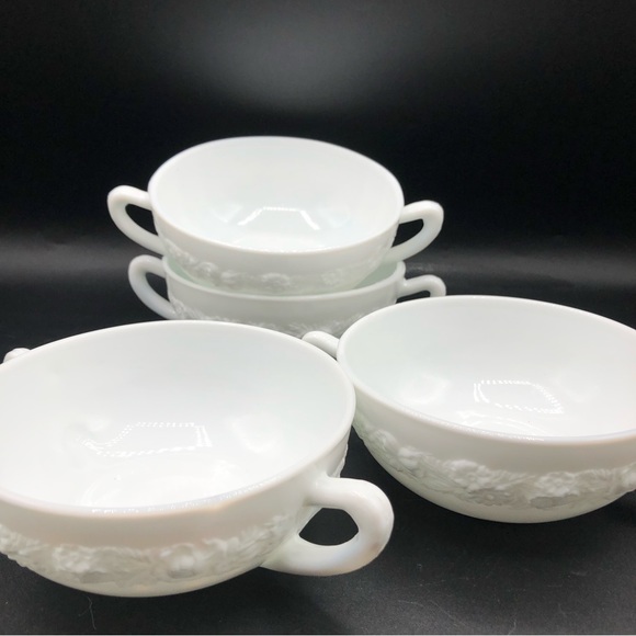 4 (of 8) VITROCK Cream Soup Bowls Milk Glass Vintage Anchor Hocking 5” D PERFECT - Picture 3 of 6